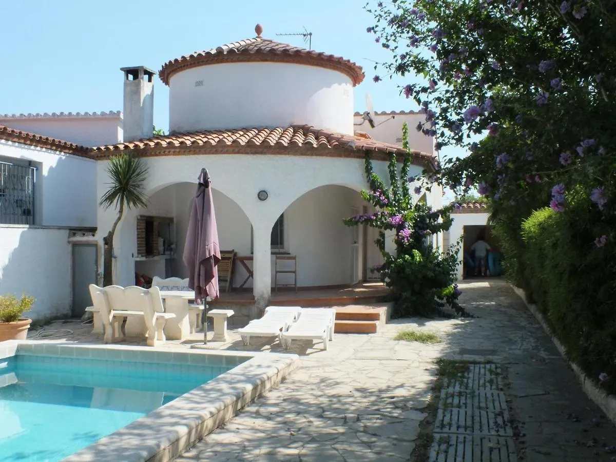Villa Con Piscina Privada Y Jardin Cerrado En Castello D'Empuries, Ideal Para 6-8 Personas - Es-204-1 Empuriabrava